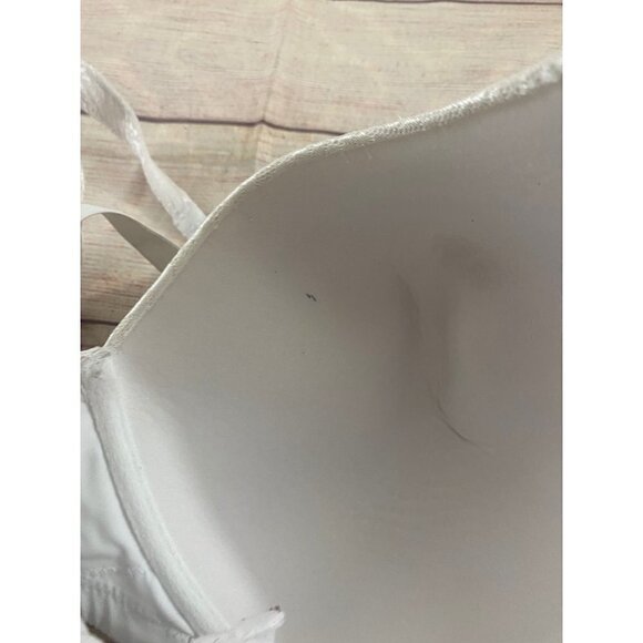 Leading Lady White Lightly Padded Underwired bra - 48F - Picture 6 of 8